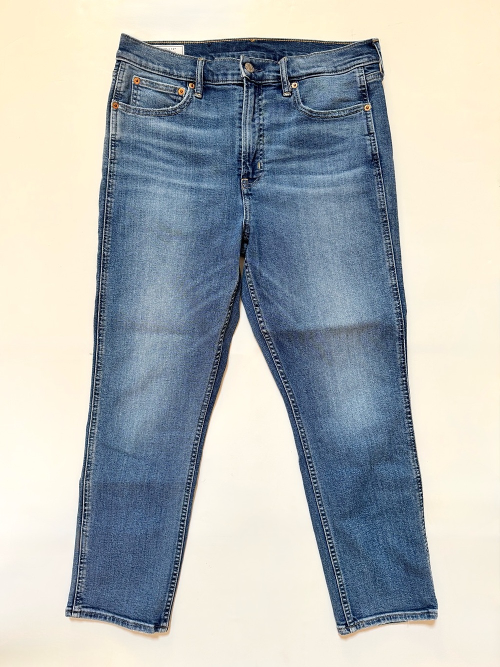 Gap Women’s Cigarette High Rise Jeans in Medium Indigo - Size 12/31